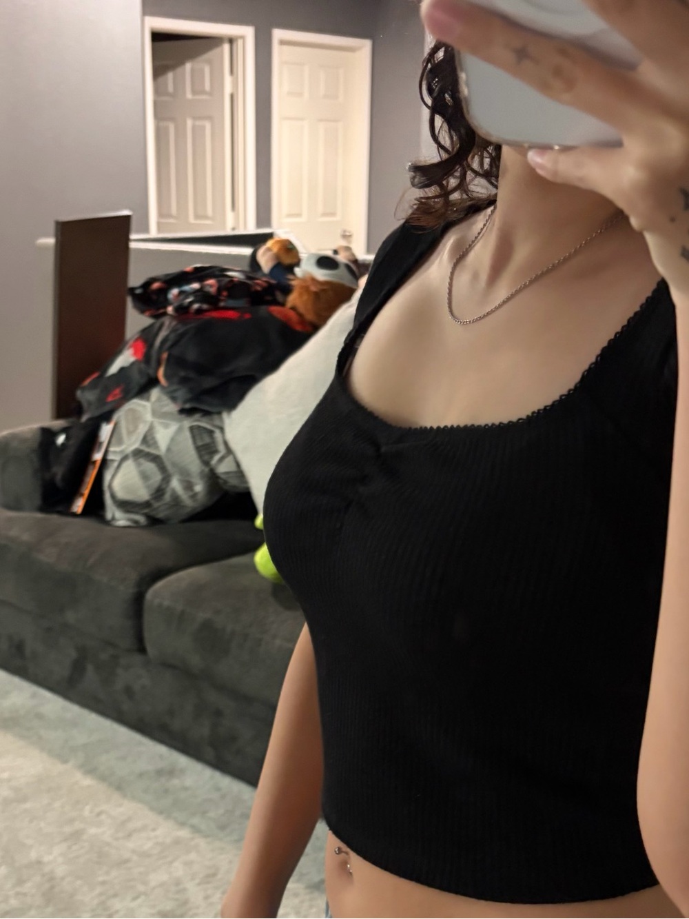 Liz & Sara Black Ribbed Square-Neck Crop Top